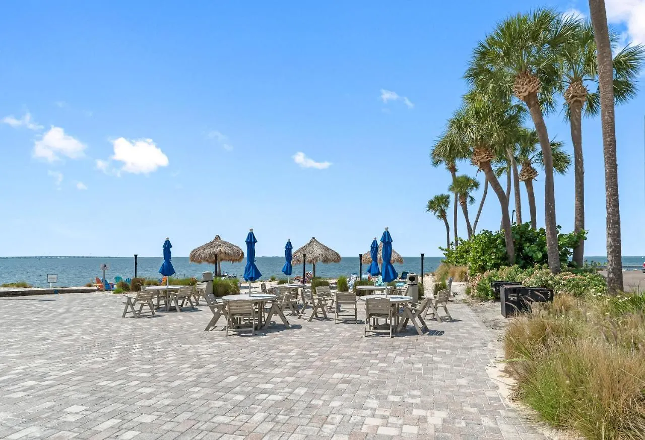 Vakantiehuis Wake Up To Ocean Views From Your Private Balcony Tampa Verenigde Staten