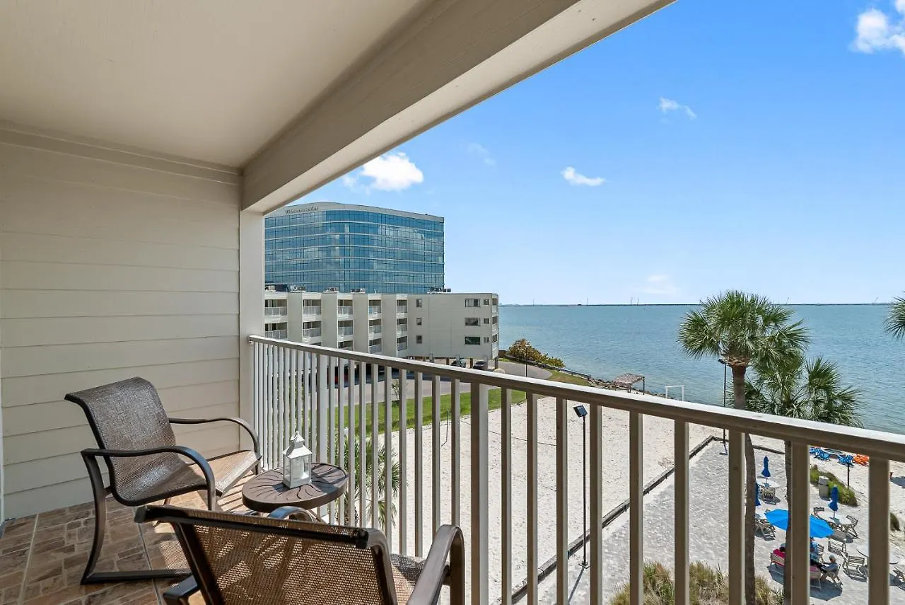 Wake Up To Ocean Views From Your Private Balcony Tampa 0*,